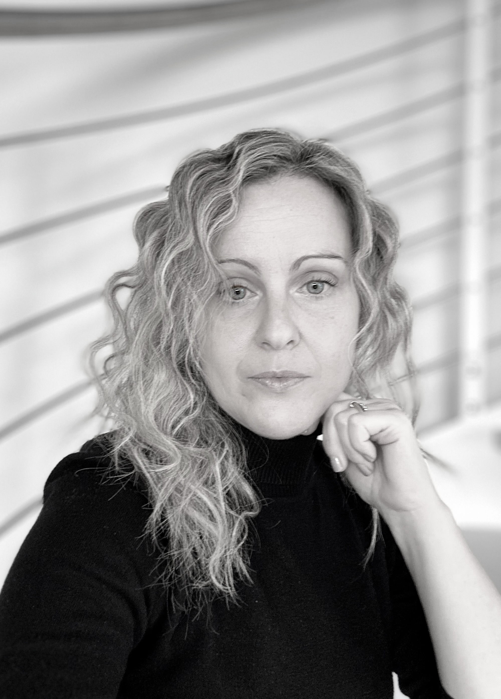 fotoBN_ClaudiaZanella.jpg